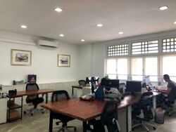 Emerald Garden (D1), Office #455556371